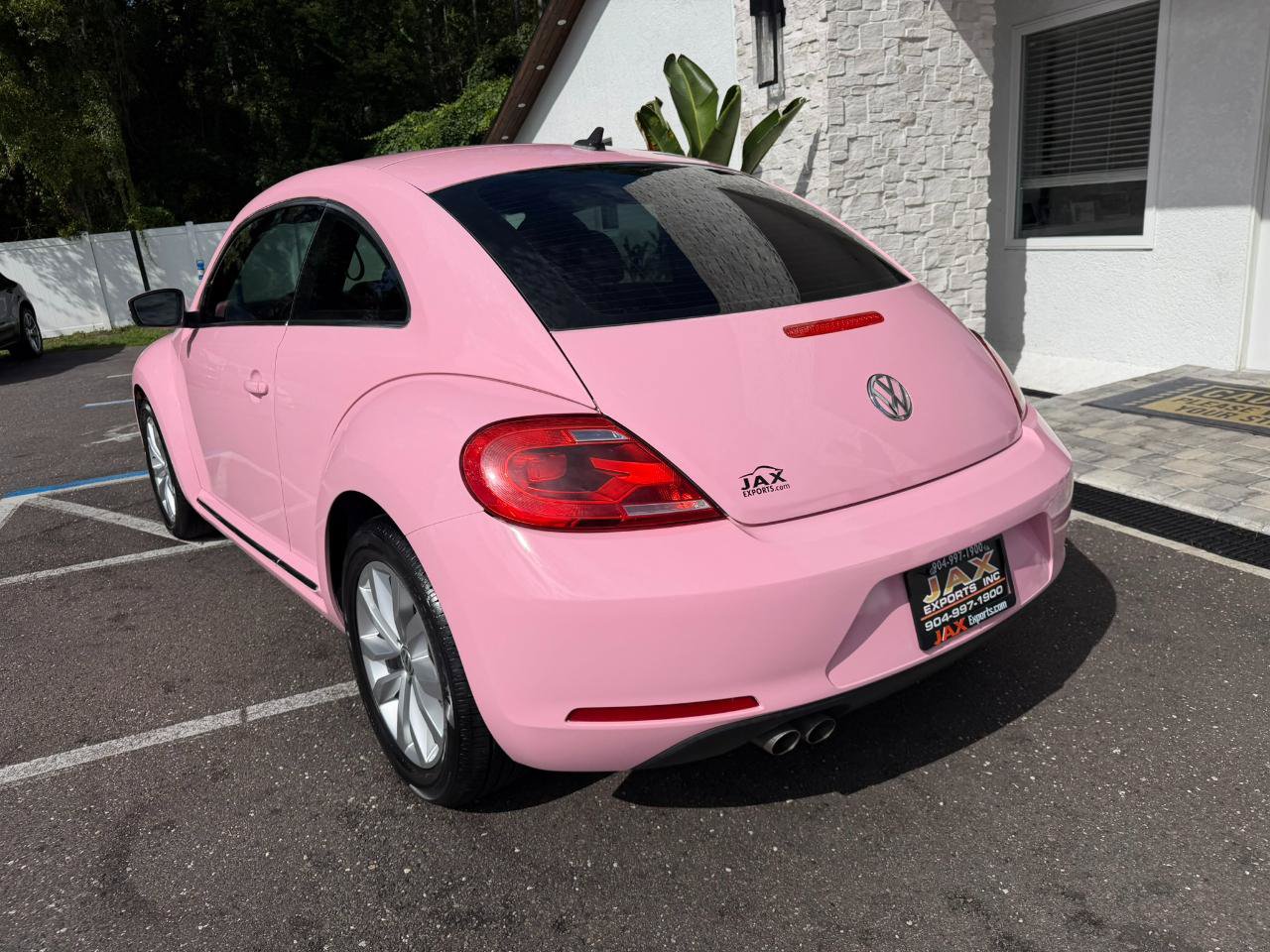 Used 2014 Volkswagen Beetle TDI FWD image 12