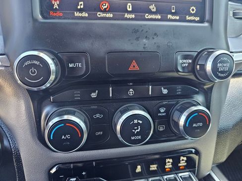 Used 2019 RAM 1500 Big Horn AWD/4WD image 29