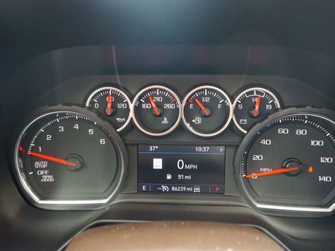 Used 2021 Chevrolet Tahoe Z71 w/ Rear Media and Nav Package image 20