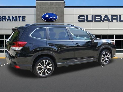 Used 2020 Subaru Forester Limited image 9
