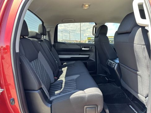 Used 2019 Toyota Tundra SR5 w/ SR5 Upgrade Package image 28