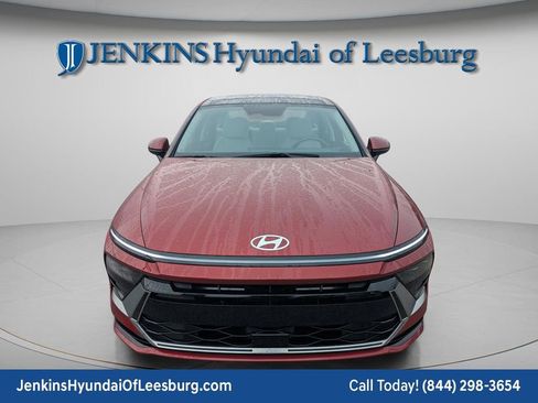Used 2024 Hyundai Sonata SEL w/ Convenience Package FWD image 8