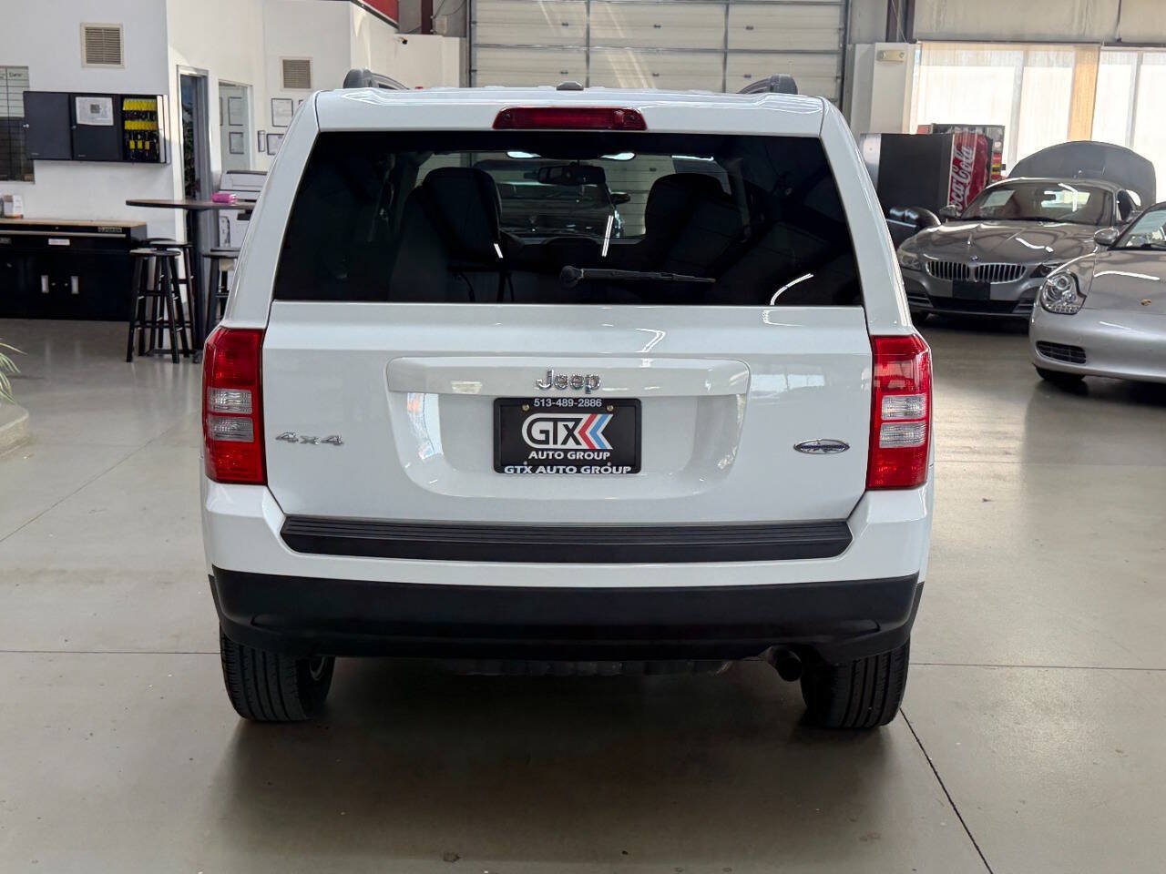 Used 2015 Jeep Patriot High Altitude AWD/4WD image 3