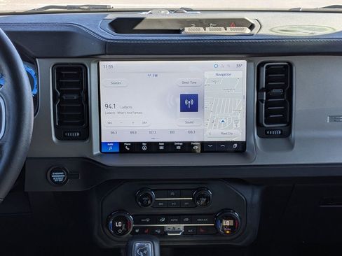 Used 2025 Ford Bronco Outer Banks image 19