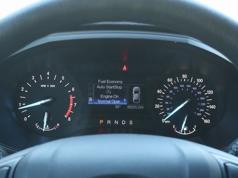 Used 2019 Ford Edge SE image 22