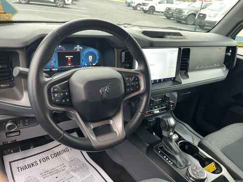 Used 2025 Ford Bronco Big Bend image 10
