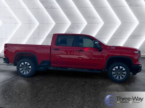 New 2026 Chevrolet Silverado 2500 Custom w/ Custom Value Package AWD/4WD image 6