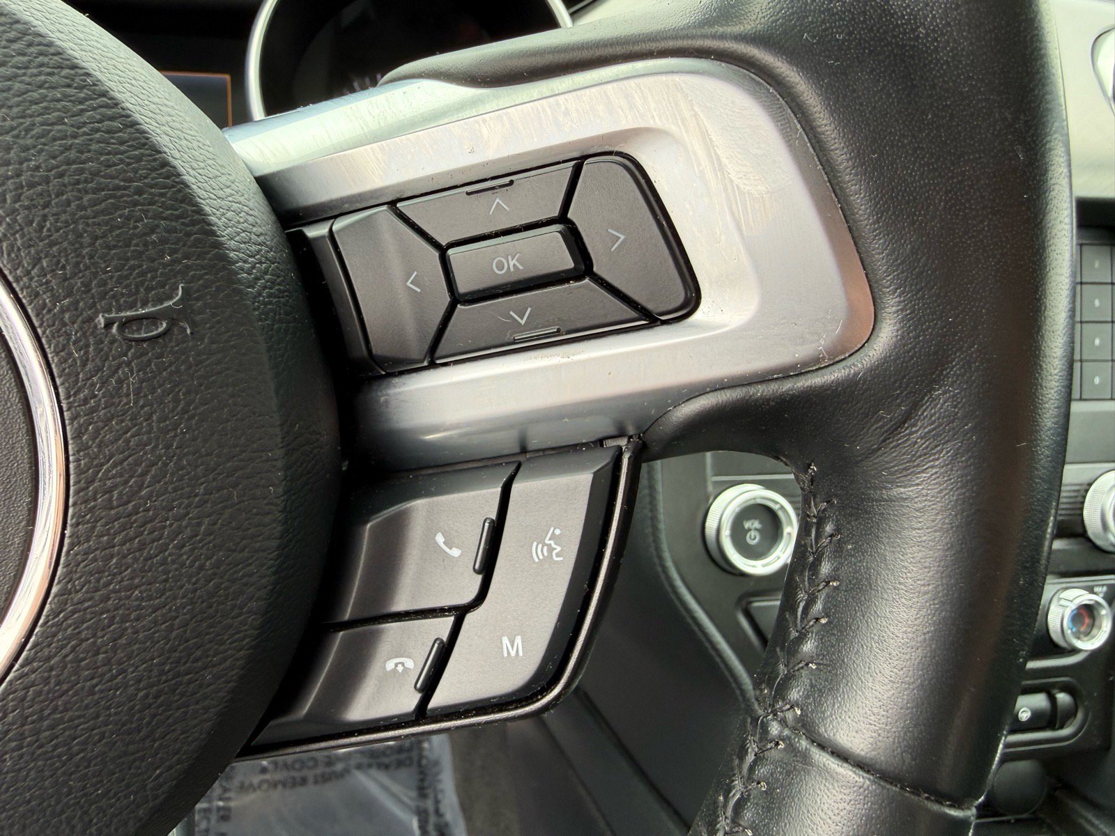 Used 2022 Ford Mustang GT RWD image 23