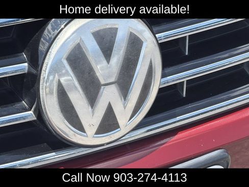 Used 2017 Volkswagen Passat 1.8T R-Line FWD image 3