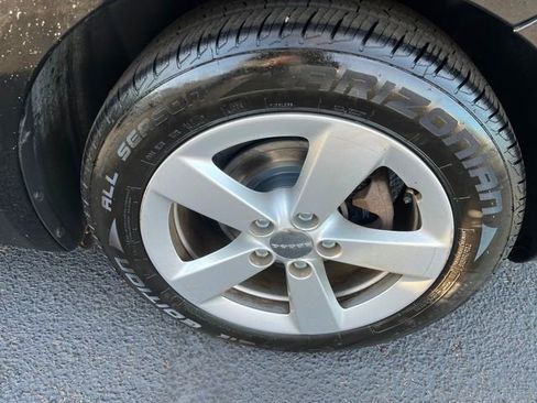 Used 2015 Dodge Dart SXT w/ Sun/Sound Group image 11