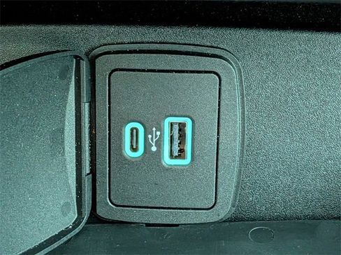 Used 2023 Ford Bronco Base image 27