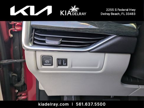 Used 2019 Cadillac XT4 Premium Luxury w/ Driver Awareness Package image 26