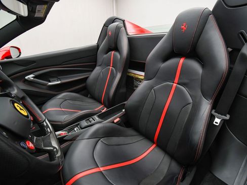 Certified 2021 Ferrari F8 Tributo image 52