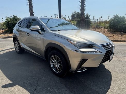 Used 2018 Lexus NX 300 FWD image 7