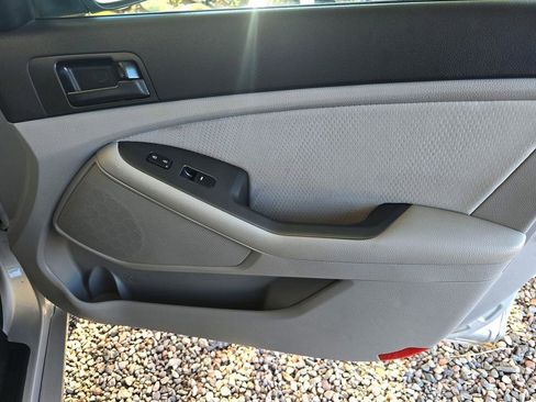 Used 2013 Kia Optima LX image 25