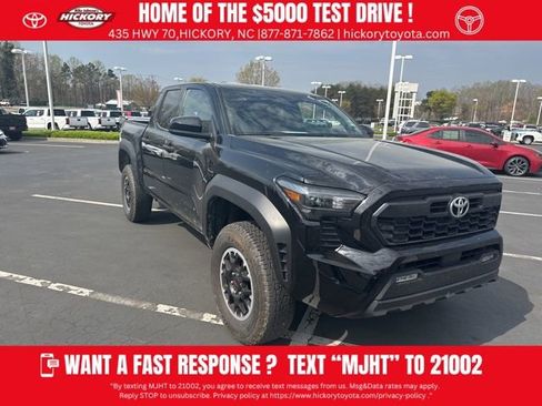 Used 2025 Toyota Tacoma TRD Off-Road image 1