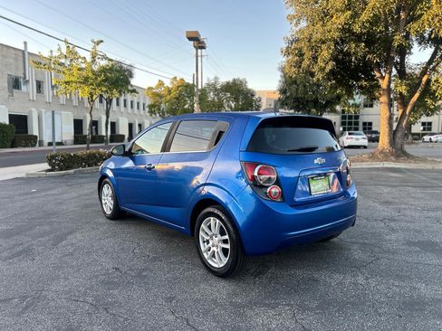 Used 2016 Chevrolet Sonic LT w/ Fun and Sun Package image 3