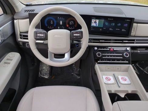 New 2026 Hyundai Santa Fe SE FWD image 16