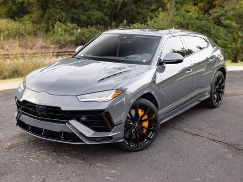 Used 2024 Lamborghini Urus S image 4