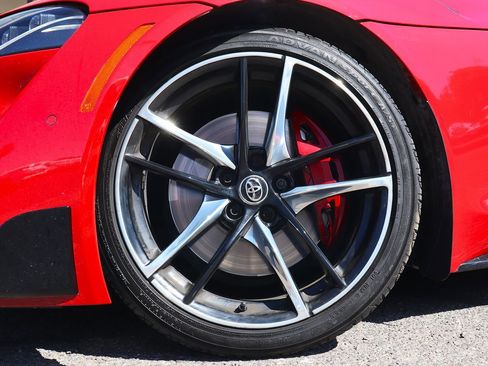 Used 2020 Toyota Supra Premium w/ Driver Assist Package image 5