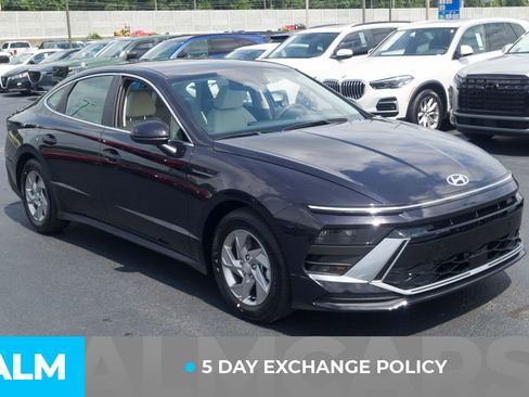 Used 2025 Hyundai Sonata SE image 3