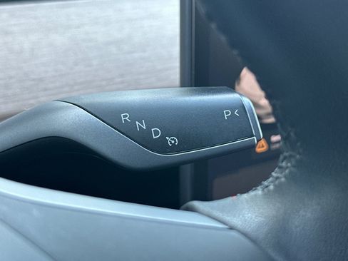 Used 2020 Tesla Model Y Long Range AWD/4WD image 21