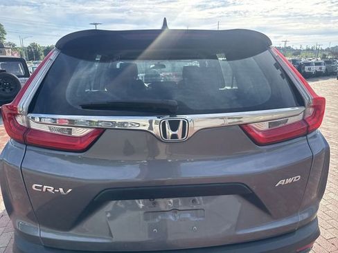 Used 2018 Honda CR-V LX image 9