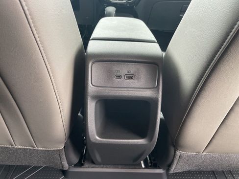 New 2026 Chevrolet Trax ACTIV FWD image 32