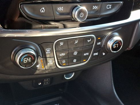 Used 2023 Chevrolet Traverse RS w/ LPO, Floor Liner Package AWD/4WD image 17