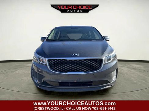 Used 2017 Kia Sedona LX w/ LX Essentials Premium Package FWD image 8