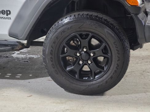 Certified 2020 Jeep Wrangler Unlimited Sport AWD/4WD image 16