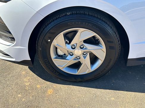 New 2025 Hyundai Sonata SE image 11