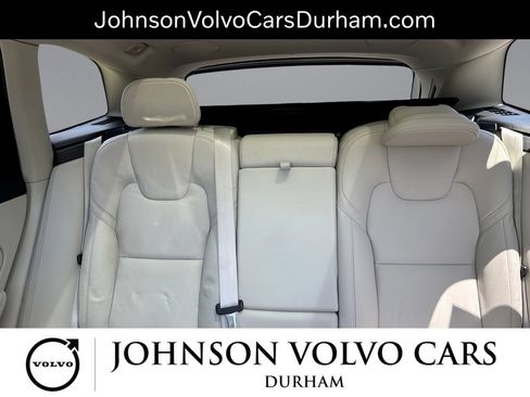Used 2023 Volvo XC60 B5 Ultimate w/ Protection Package Premier AWD/4WD image 26