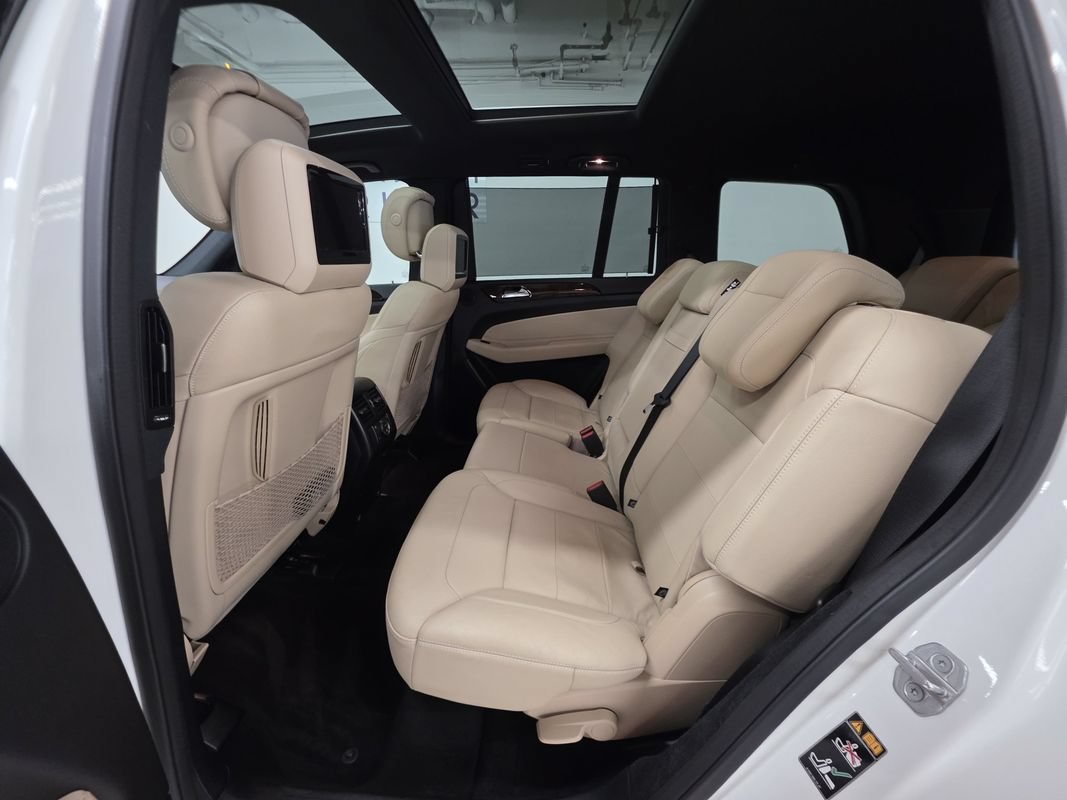 Used 2018 Mercedes-Benz GLS 450 4MATIC image 22