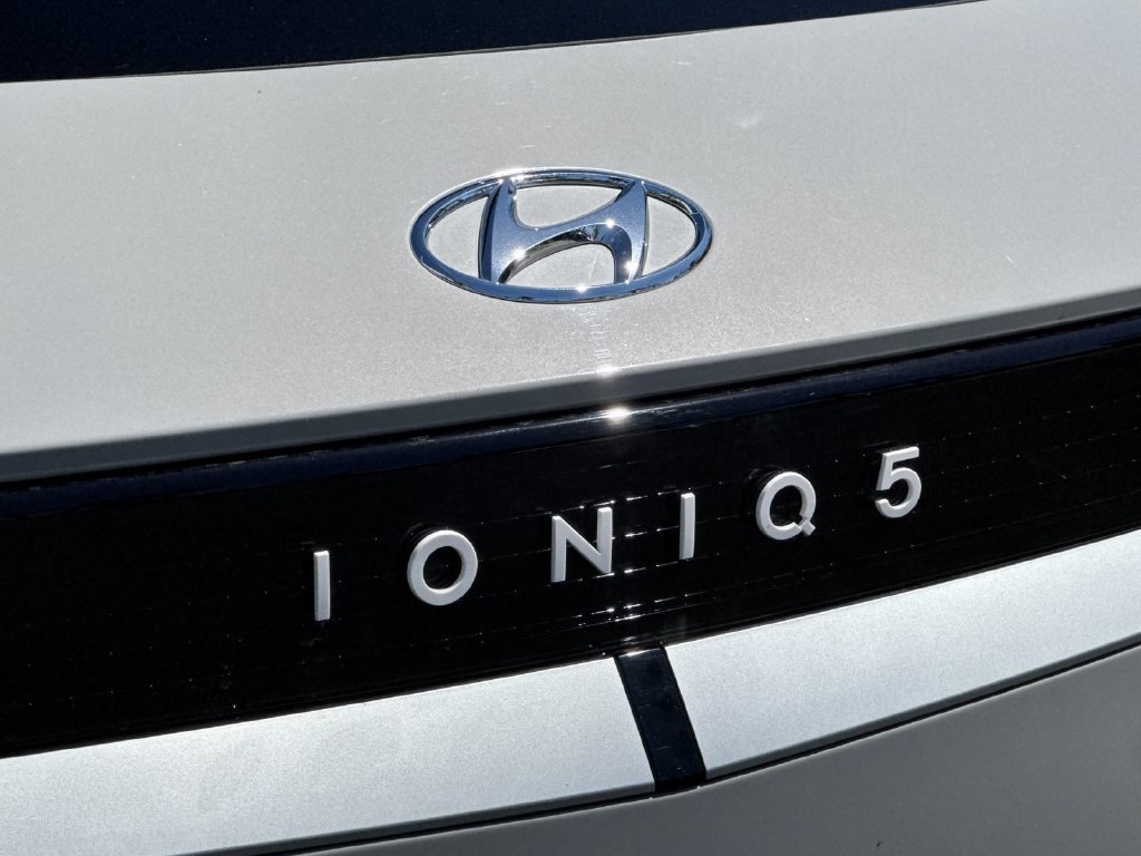 Used 2024 Hyundai Ioniq 5 SEL RWD image 26