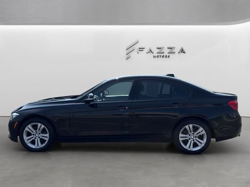 Used 2016 BMW 328i xDrive Sedan AWD/4WD image 2