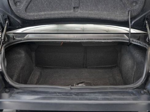 Used 2019 Dodge Challenger SXT RWD image 31