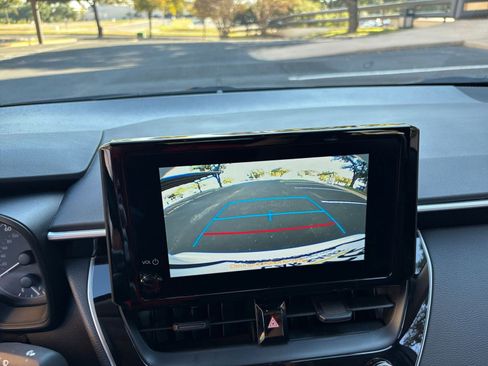 Used 2025 Toyota Corolla LE image 17