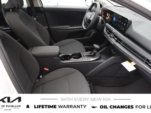 New 2026 Kia K4 FWD image 16