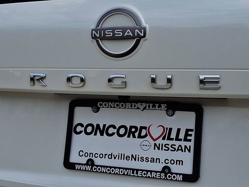 Certified 2023 Nissan Rogue SV AWD/4WD image 29
