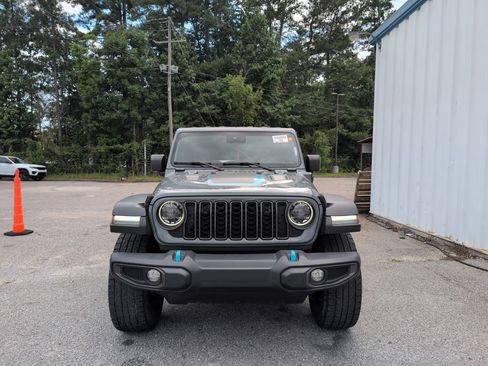 Used 2024 Jeep Wrangler Unlimited Rubicon 4xe AWD/4WD image 3