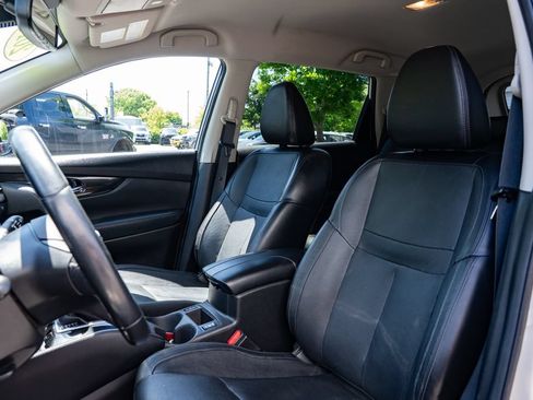 Used 2018 Nissan Rogue SL AWD/4WD image 19