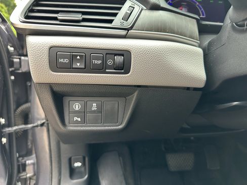 Used 2019 Honda Accord Touring image 21