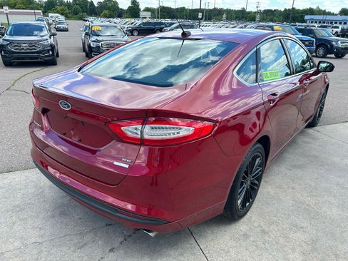 Used 2016 Ford Fusion SE w/ Equipment Group 202A FWD image 5