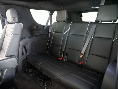 Used 2023 Cadillac Escalade ESV Premium Luxury w/ Performance Package AWD/4WD image 23