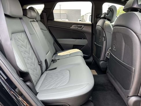 Used 2023 Kia Sportage X-Line w/ X-Line Premium Package AWD/4WD image 11