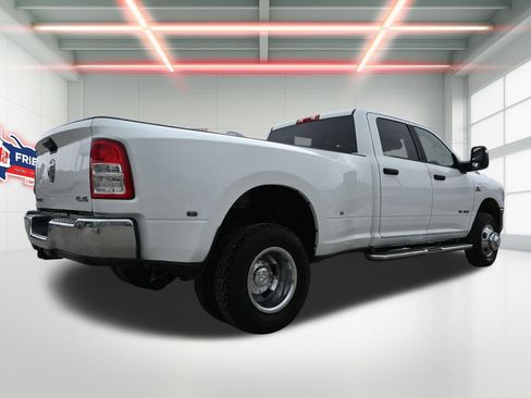 Used 2024 RAM 3500 Big Horn AWD/4WD image 3