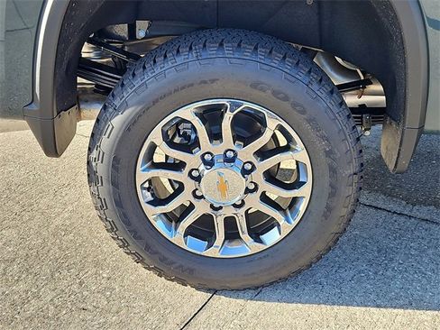 New 2026 Chevrolet Silverado 2500 LTZ w/ LTZ Convenience Package image 5