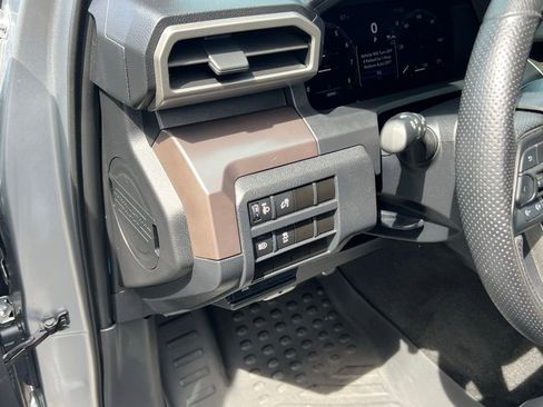 Used 2024 Toyota Tacoma TRD Sport AWD/4WD image 13
