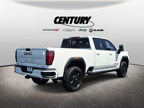 Used 2024 GMC Sierra 2500 AT4 w/ AT4 Premium Plus Package AWD/4WD image 4